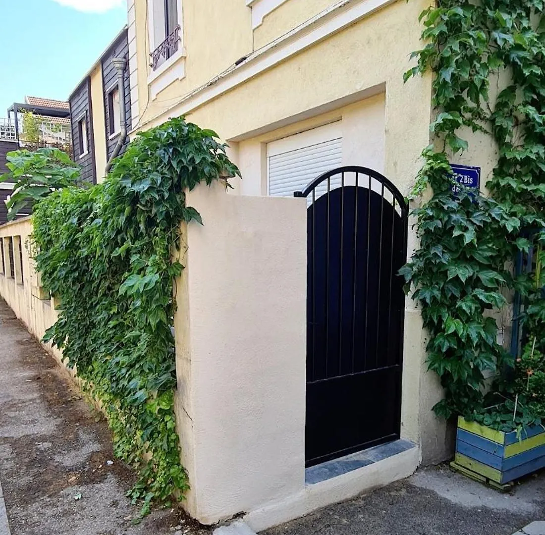 Terrasse Et Balneo Au Coeur De Monplaisir Apartamento Lyon França